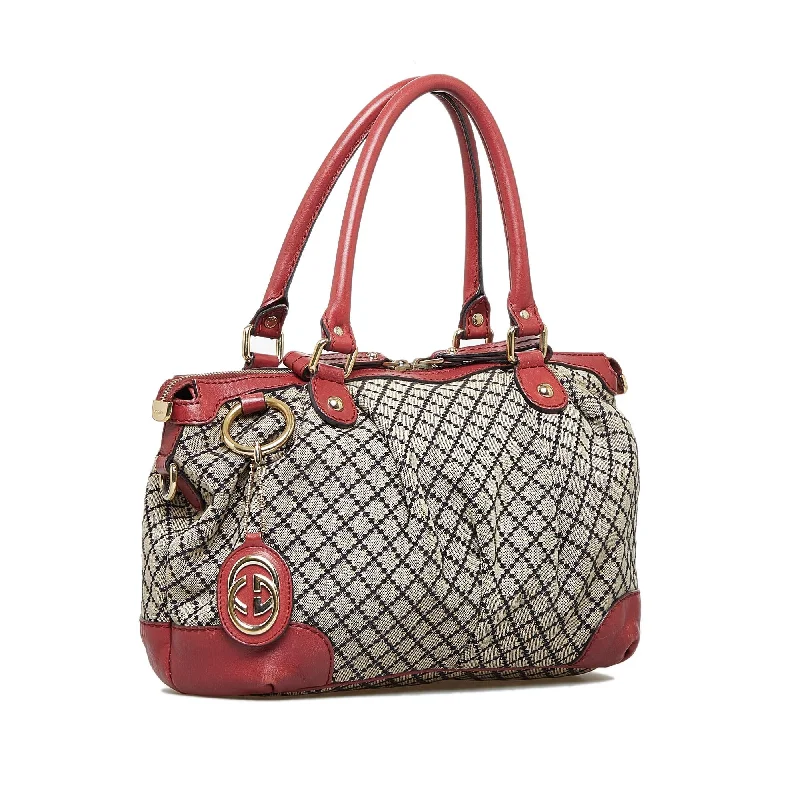 Ladies Gucci Dionysus bags with a detachable shoulder strapGucci Diamante Sukey (hNQkIQ)