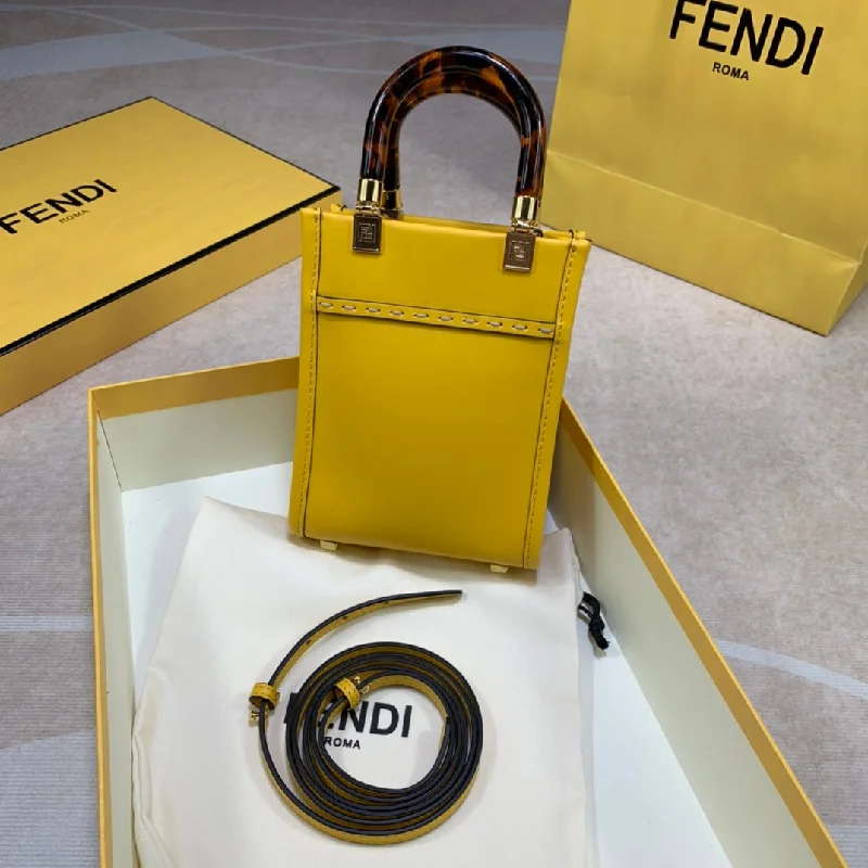 Fendi bags with a detachable makeup pouch inside for beauty - conscious usersWF -  Fendi Bag - 418