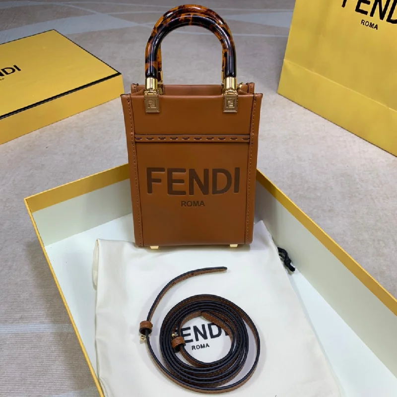 Ladies Fendi Peekaboo bags with a hand - stitched leather handle for artisanal charmWF -  Fendi Bag - 417