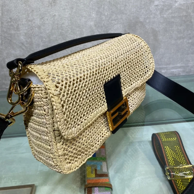 Fendi bags with a front - zip pocket for small items such as lip balm and earphonesWF -  Fendi Bag - 415