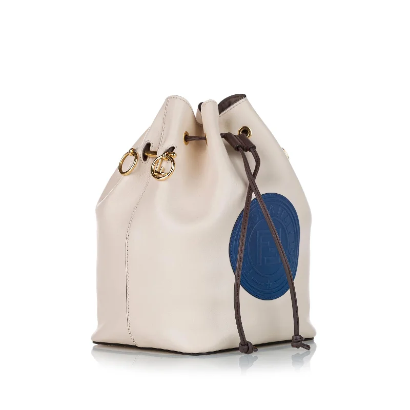 Fendi bags with a detachable sunglass holder for easy access to eyewearFendi Mon Tresor Leather Bucket Bag (SHG-24035)