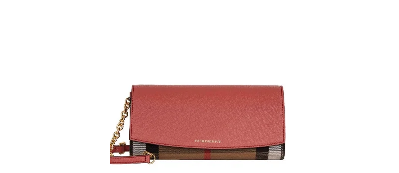 Trendy Burberry Hobo Bags for Casual WearBurberry Wallet on Chain Cross Body Bag Cinnamon Red