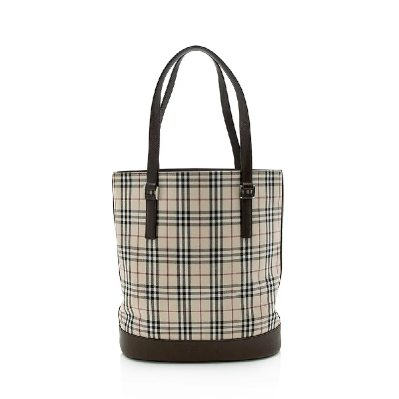 Sustainable and Ethical Burberry Bags for Conscious ConsumersBurberry Vintage Nova Check Shopping Tote (SHF-11691)