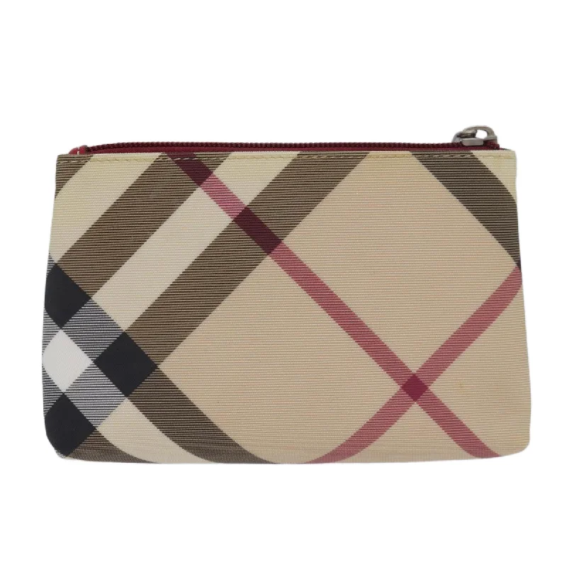 Two - Tone Burberry Bags for a Modern AestheticBURBERRY Nova Check Clutch Bag