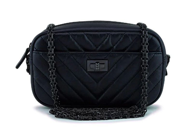 Chanel Limited Edition Handbag for Collectors2018 Chanel So Black Chevron Reissue Camera Case Bag