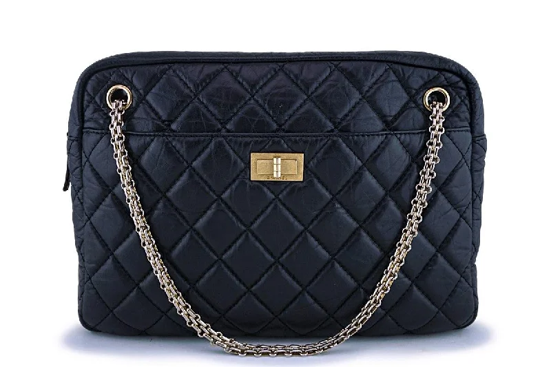 Chanel Classic Flap Bag for Evening PartyChanel Black Aged Calfskin Classic Reissue Camera Case Bag GHW